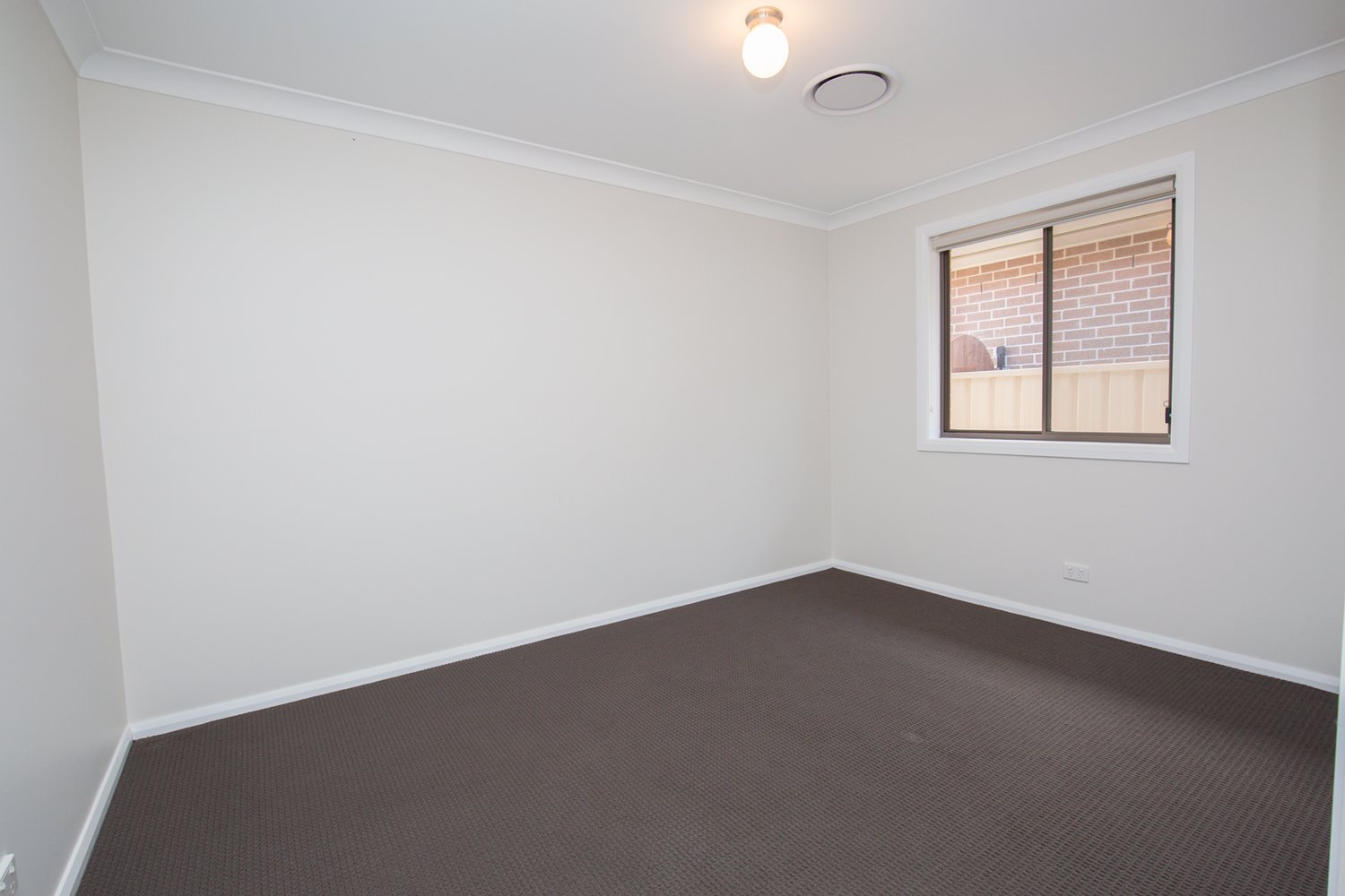 43a Wyndham St  GRETA 13