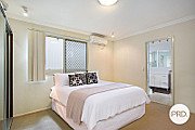4/4-6 Locke Street SOUTHPORT 3