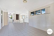 4/4-6 Locke Street SOUTHPORT 4