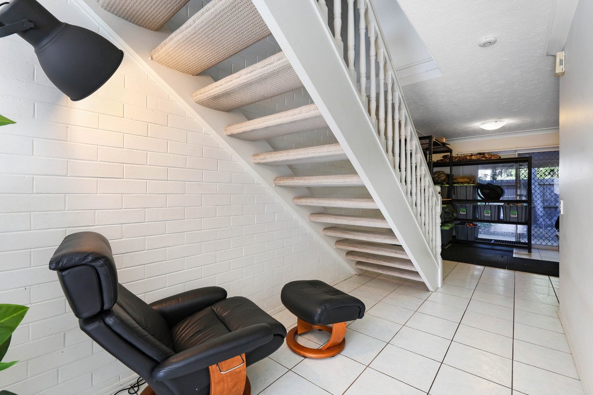 4/4-6 Snowgum Court Burleigh Waters 12