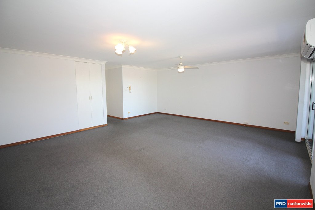 4/4-8 Little Street ALBION 6