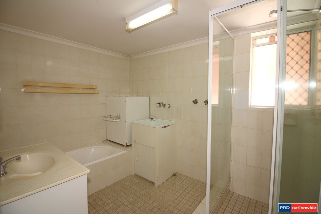 4/4-8 Little Street ALBION 9