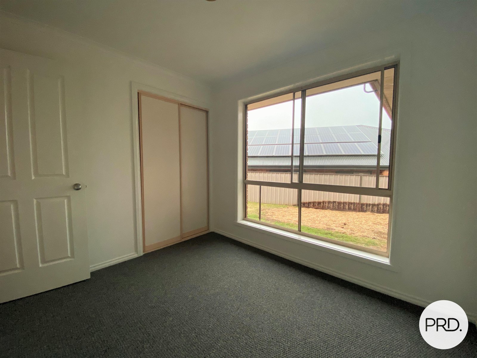 44 Amalfi Drive LAVINGTON 5