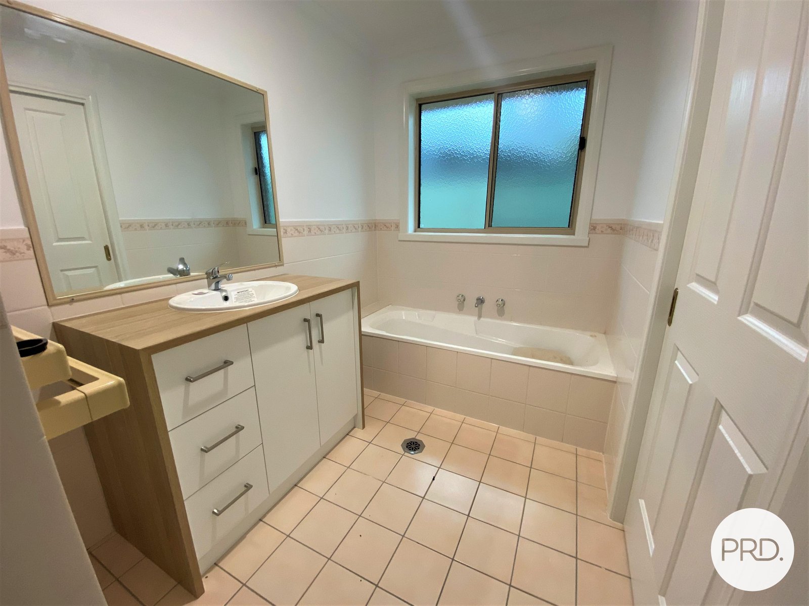 44 Amalfi Drive LAVINGTON 6