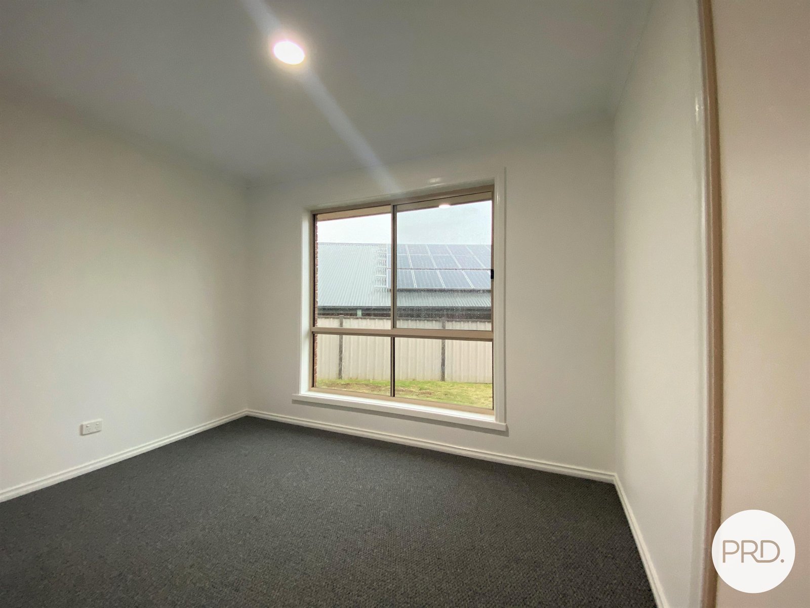 44 Amalfi Drive LAVINGTON 7