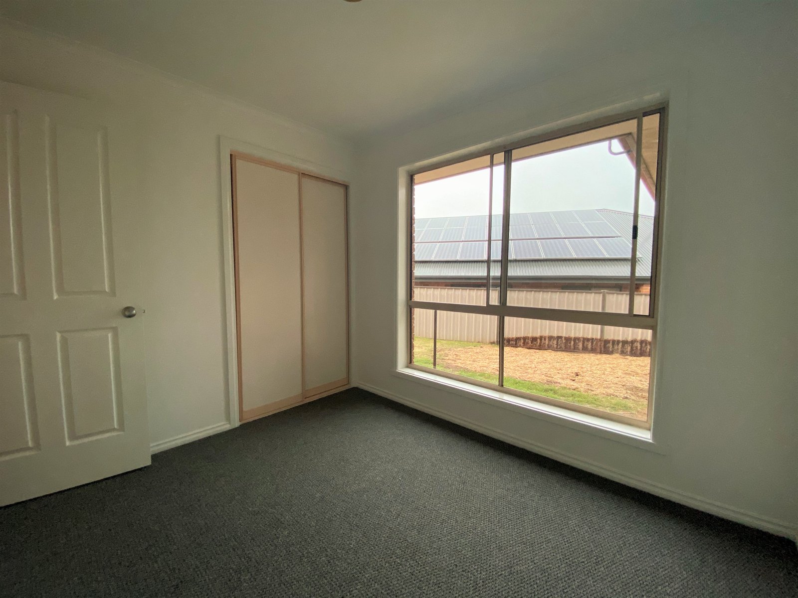 44 Amalfi Drive LAVINGTON 5