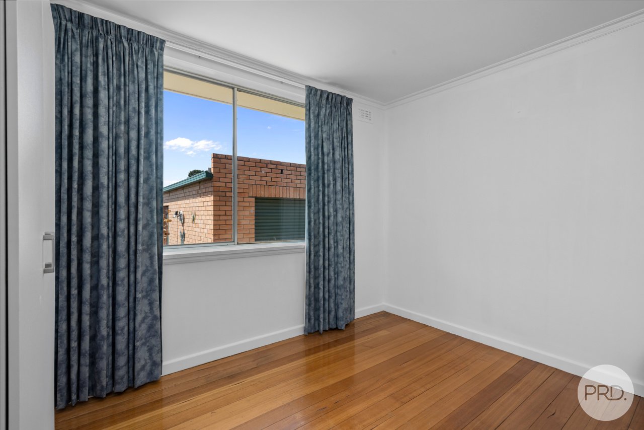 44 Andrew Street BRIGHTON 10