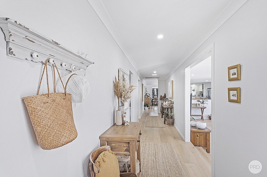 44 Armidale Avenue NELSON BAY 4