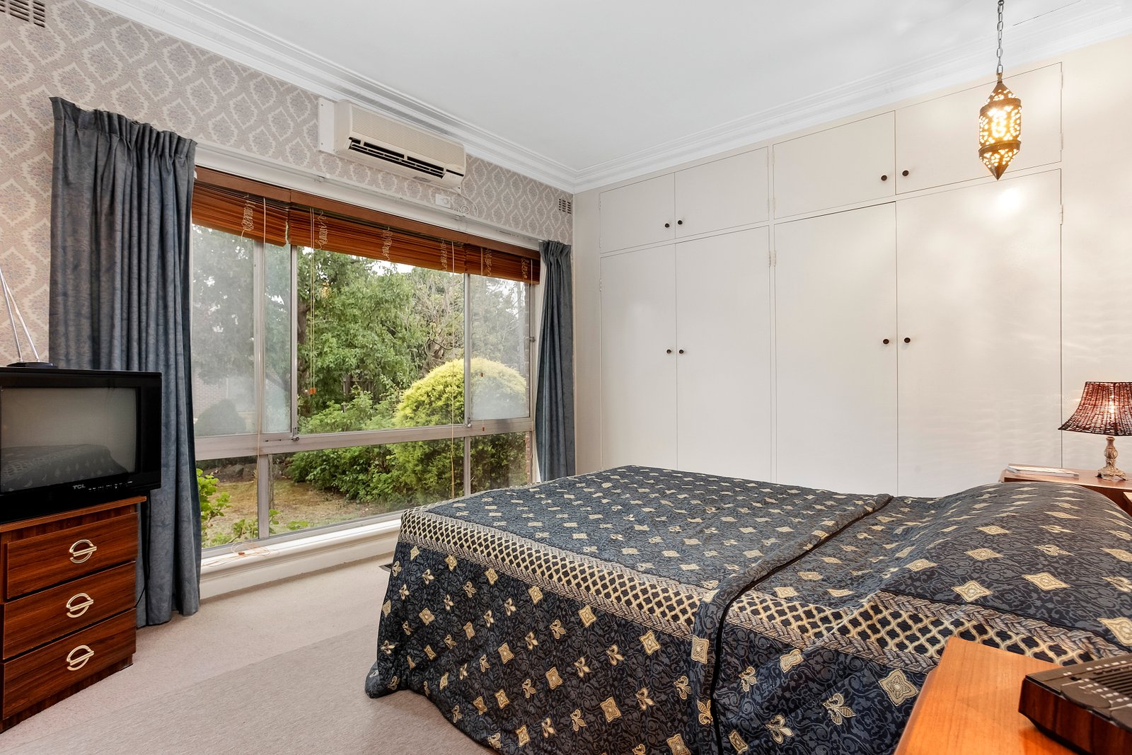 Gallery: 44 Baily Street