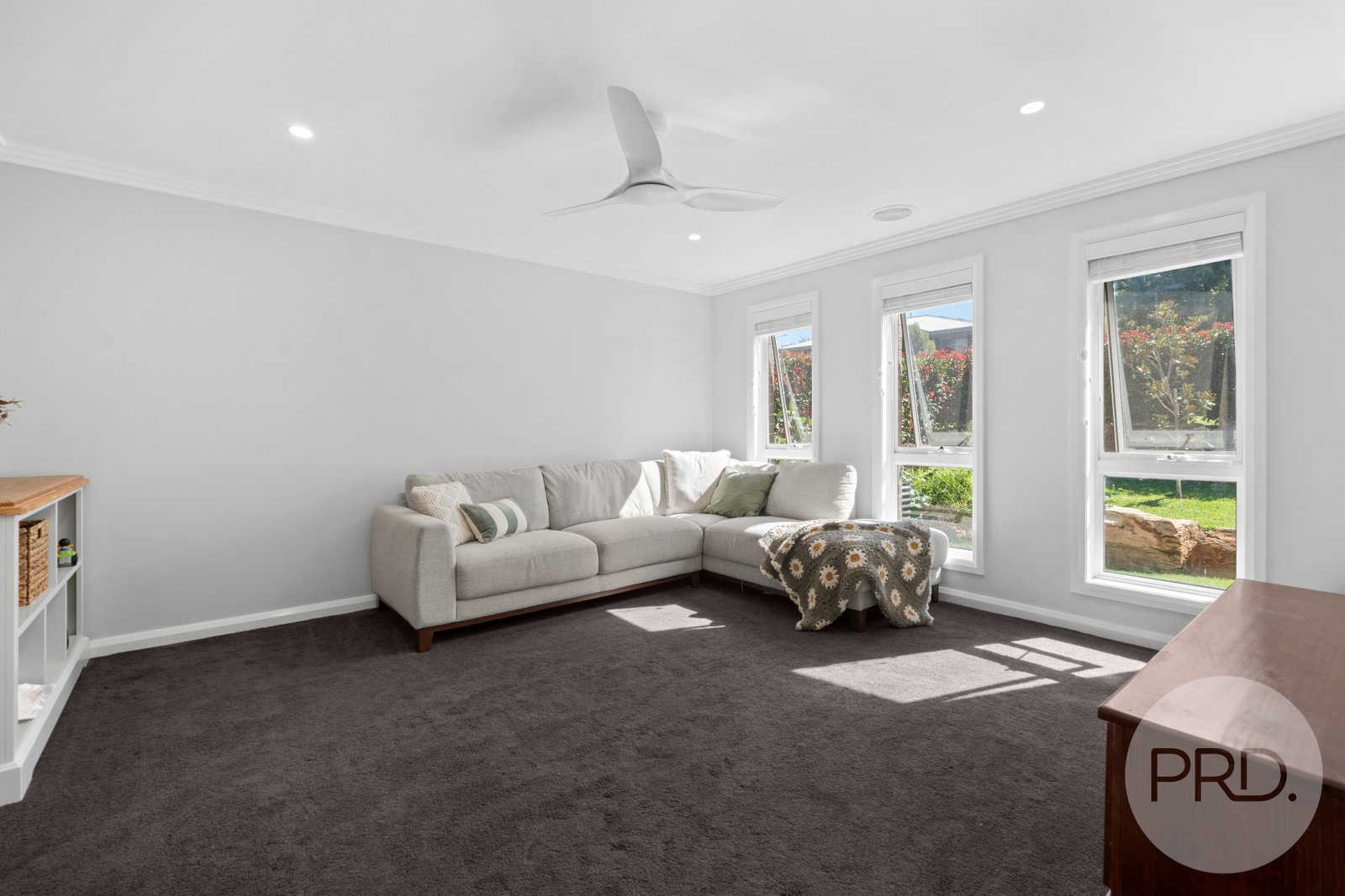 44 Balala Crescent BOURKELANDS 3