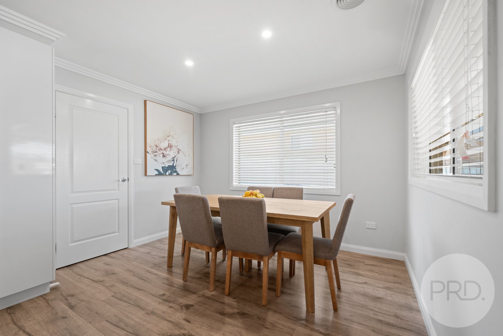 44 Balala Crescent BOURKELANDS 9