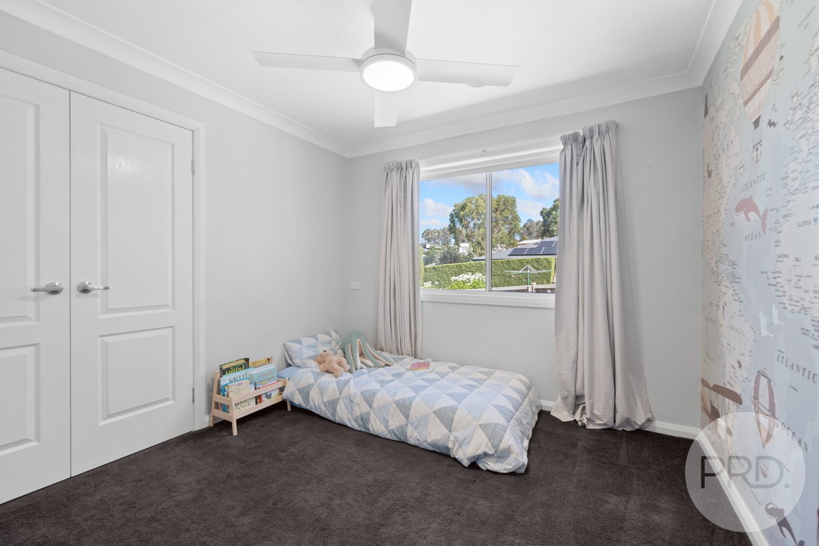 44 Balala Crescent BOURKELANDS 13