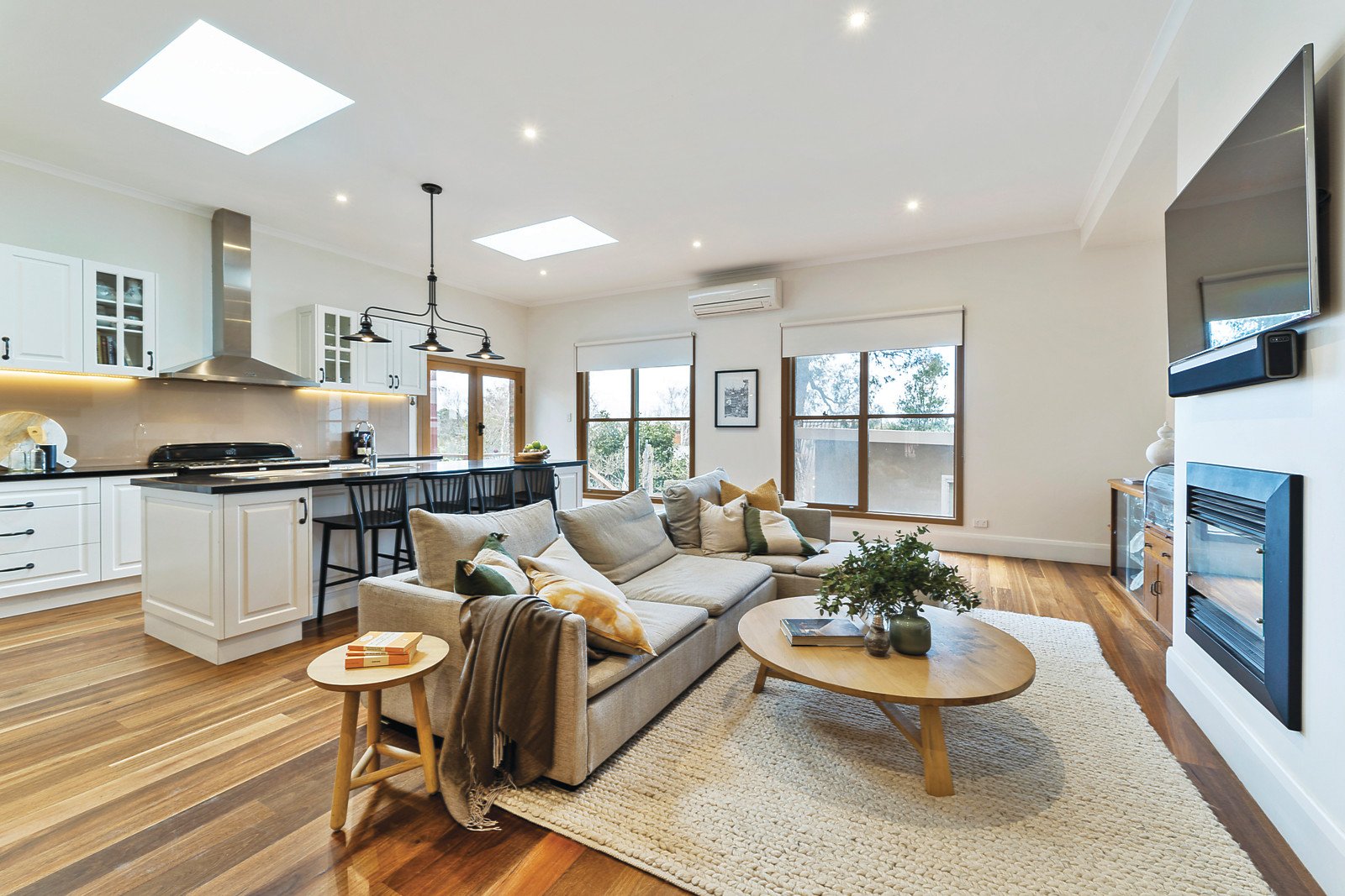 44 Balwyn Road, Canterbury, VIC