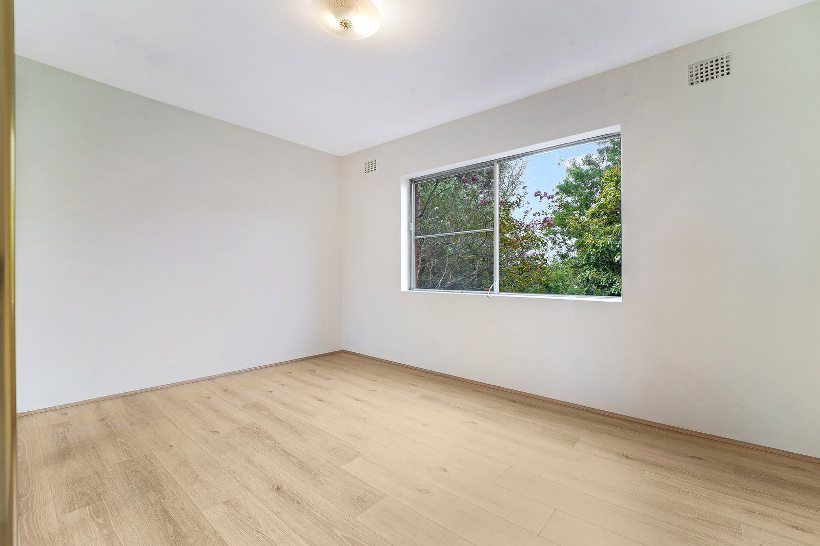 4/4 Banksia Street BOTANY 5