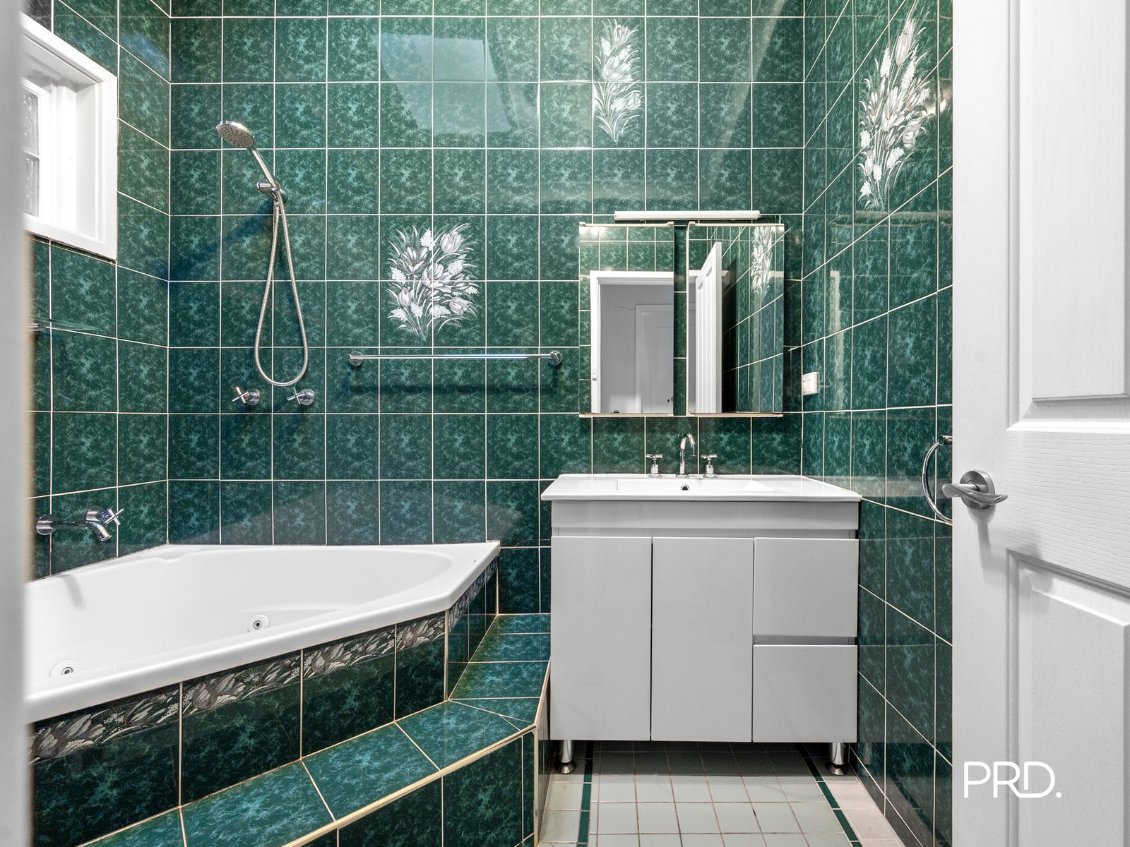 44 Bel-Air Road PENRITH 8