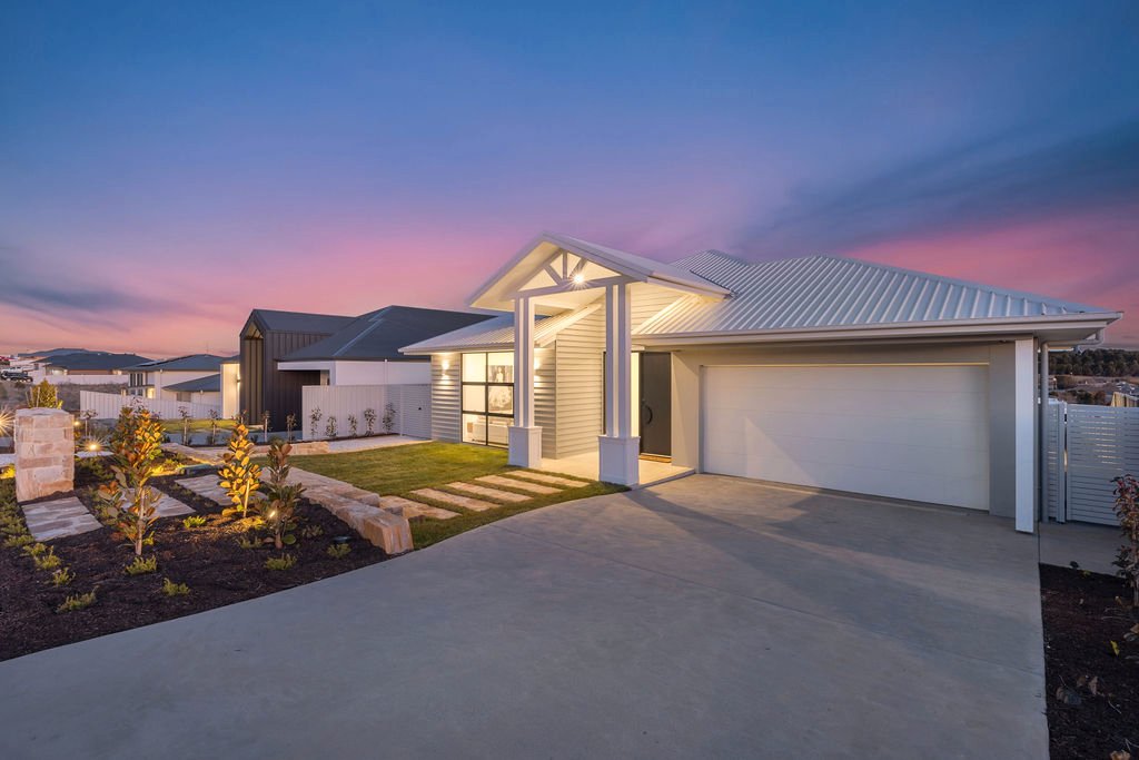 44 Birchfield Drive BUNGENDORE 3