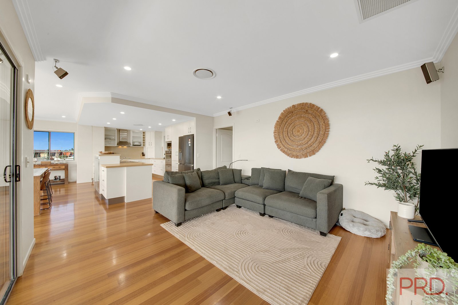 44 Booth Avenue TANNUM SANDS 6