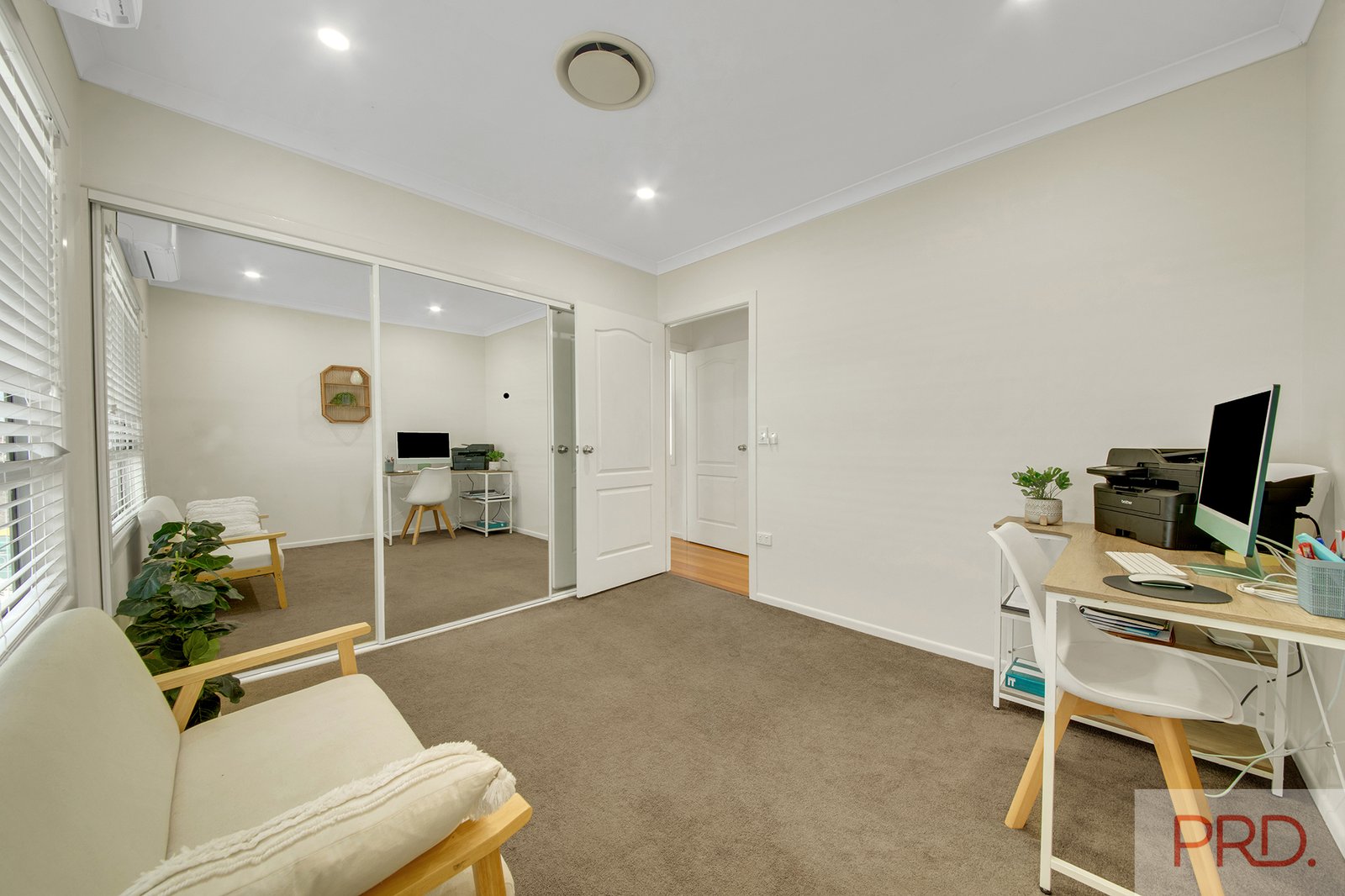 44 Booth Avenue TANNUM SANDS 13