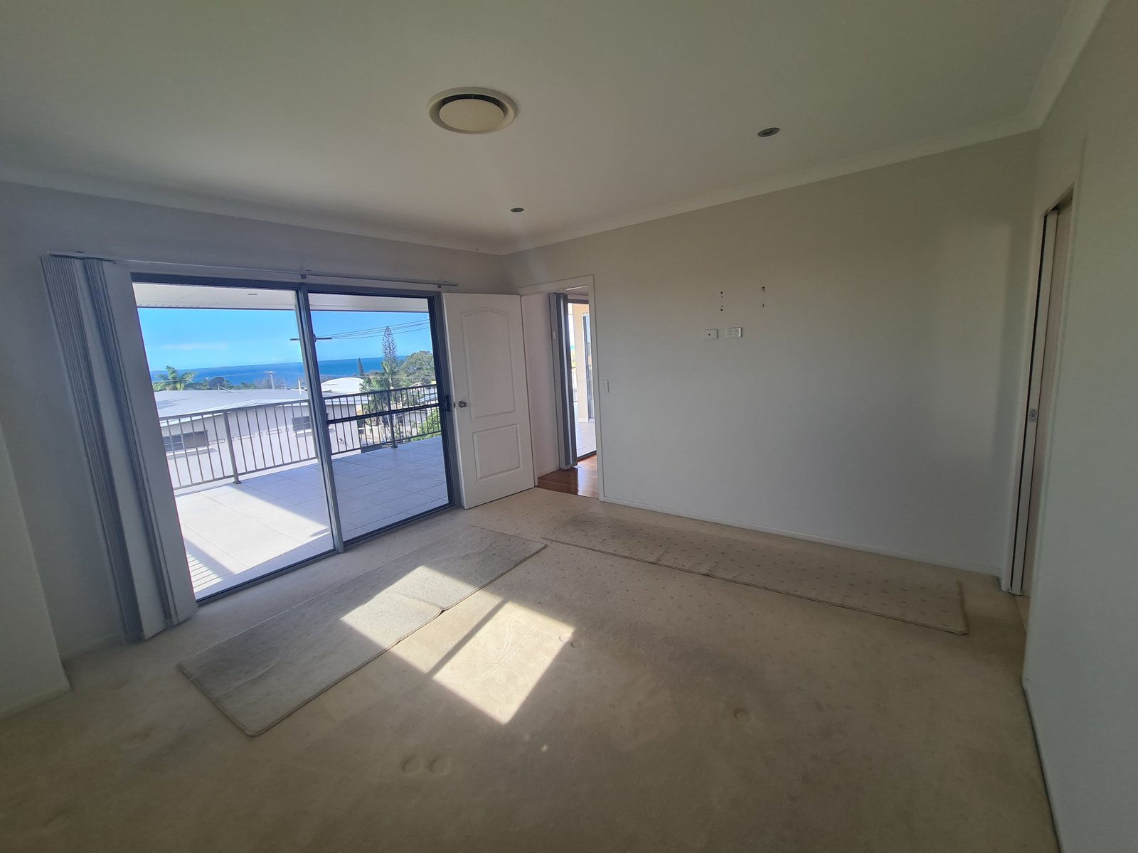 44 Booth Avenue TANNUM SANDS 10