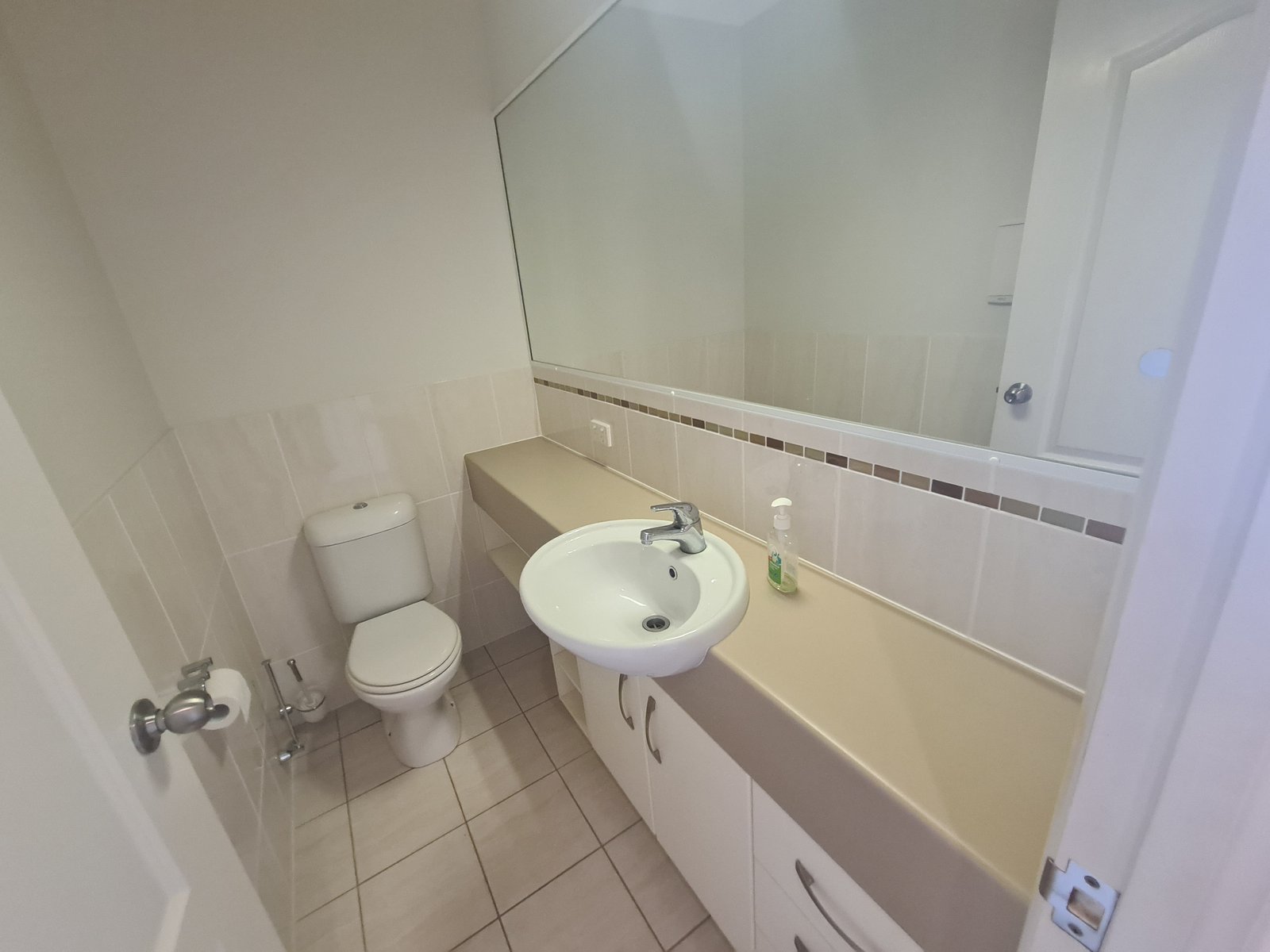 44 Booth Avenue TANNUM SANDS 13