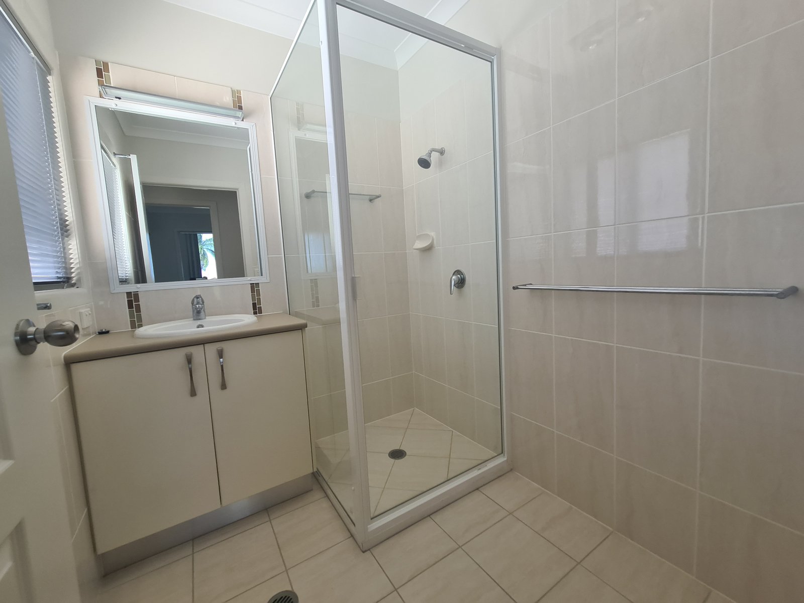 44 Booth Avenue TANNUM SANDS 14