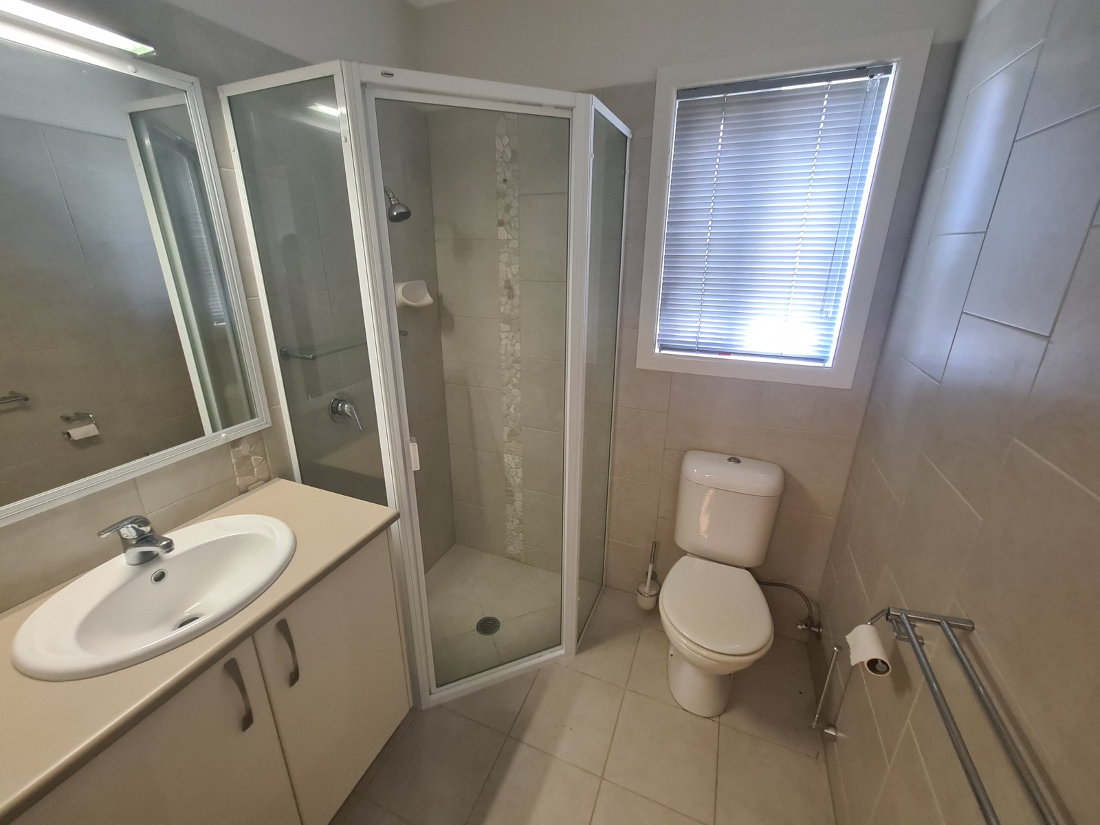 44 Booth Avenue TANNUM SANDS 22