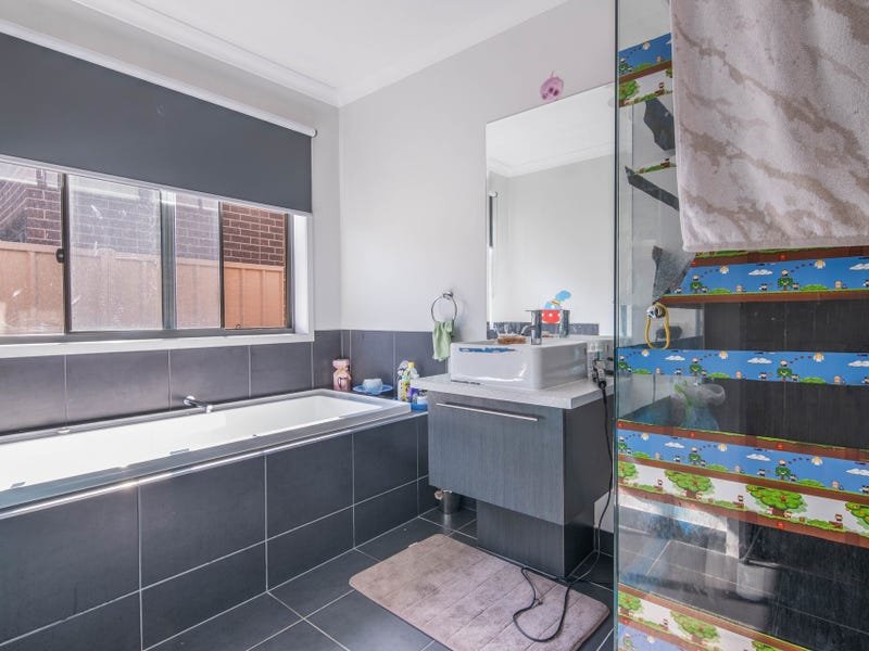 44 Brambuck Avenue KIALLA 6