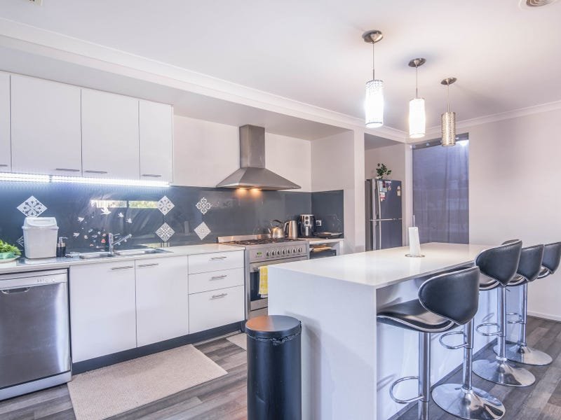 44 Brambuck Avenue KIALLA 8