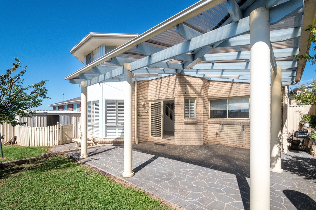 44 Brindabella Drive HORSLEY 2