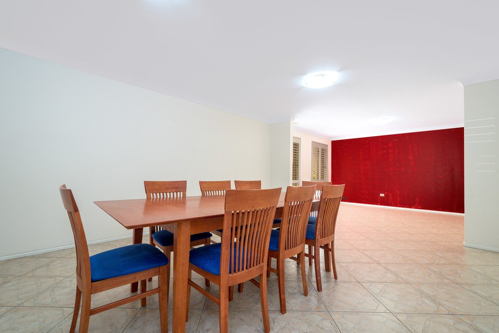 44 Brindabella Drive HORSLEY 5