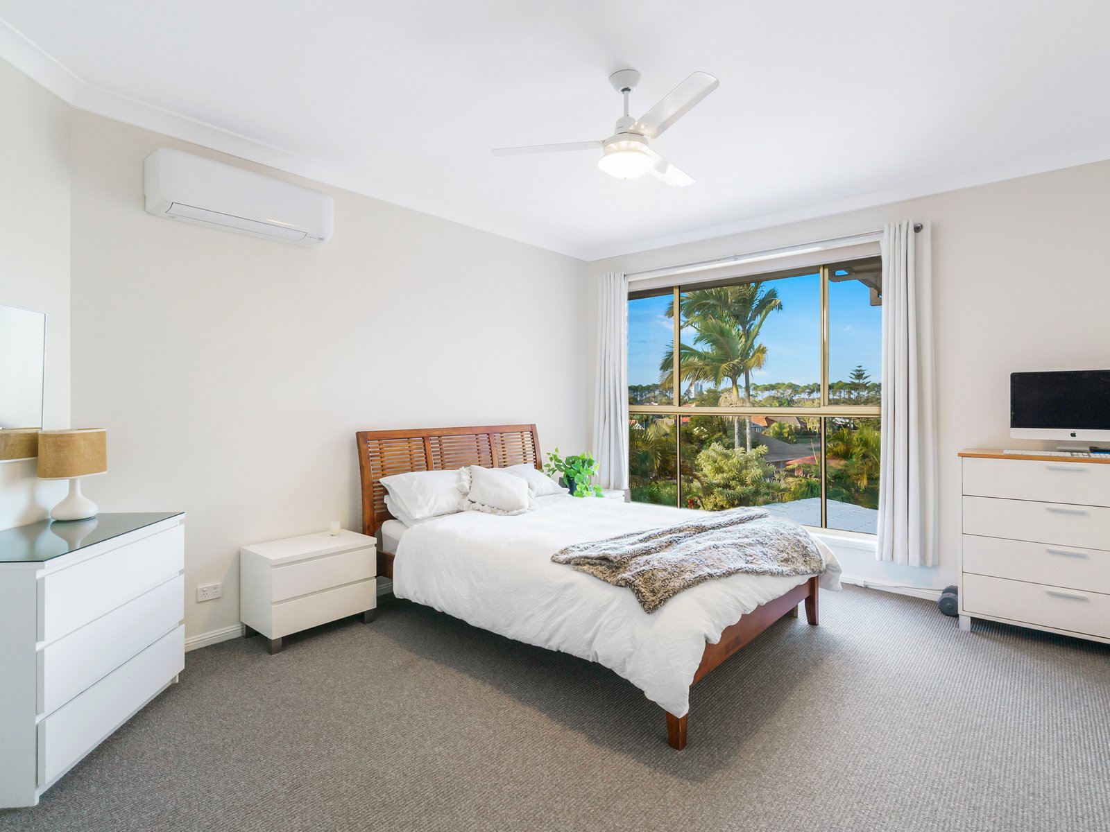 44 Bronzewing Close ELANORA 6