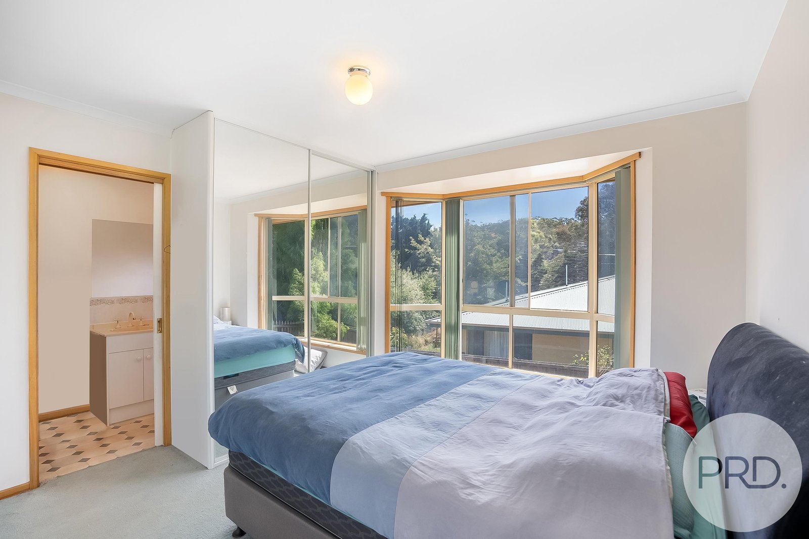 44 Buckingham Drive HOWRAH 4