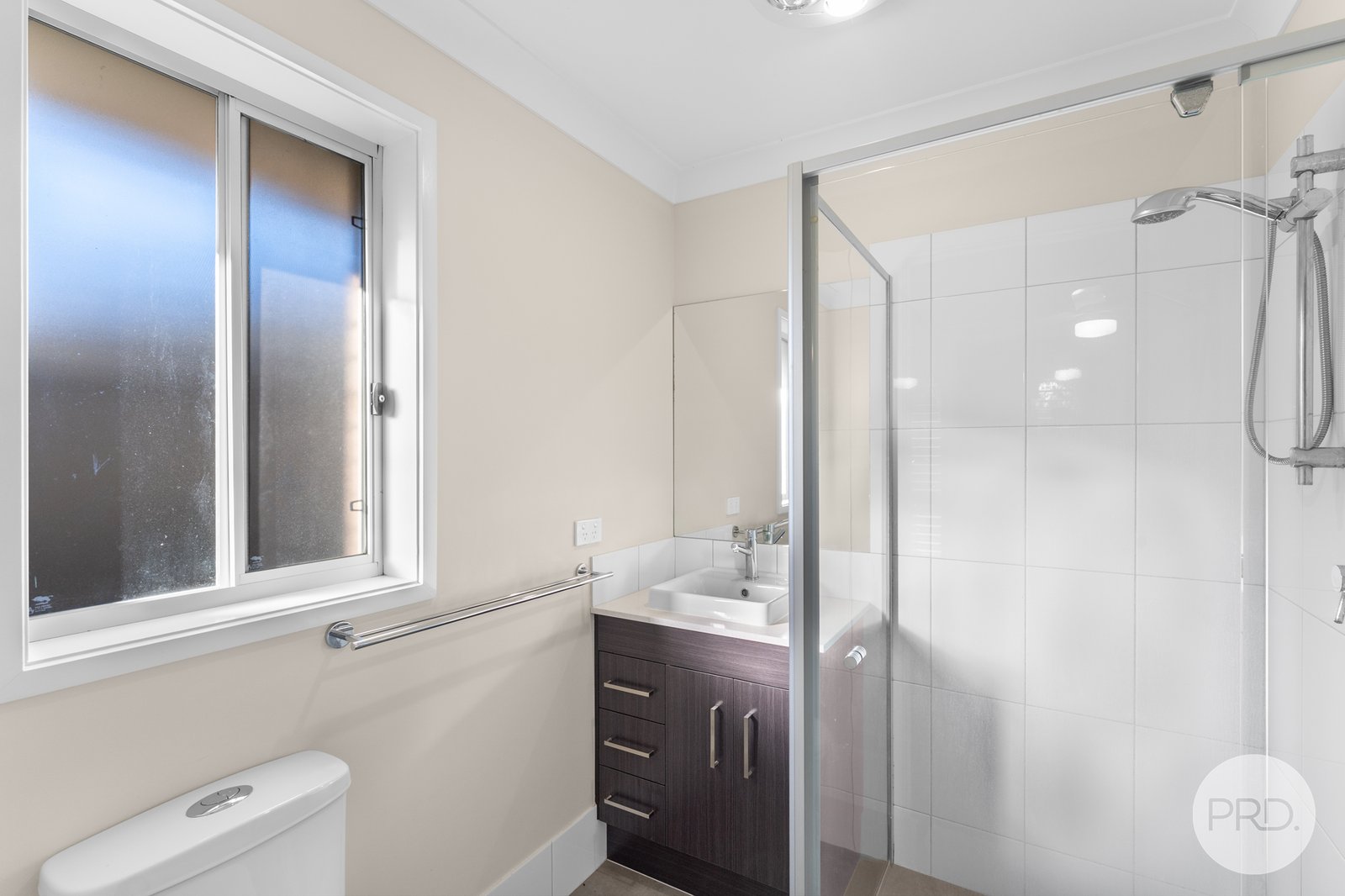 44 Clinton Way HAMLYN TERRACE 7