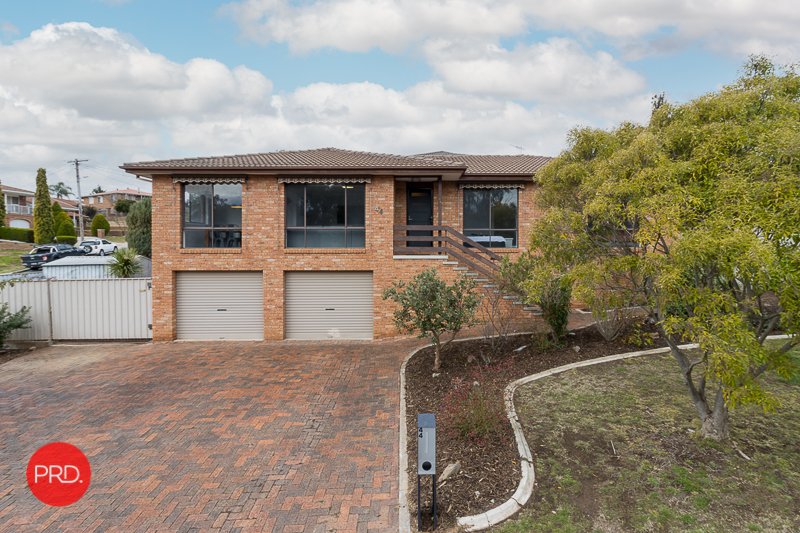 44 Crest Park Parade QUEANBEYAN 1