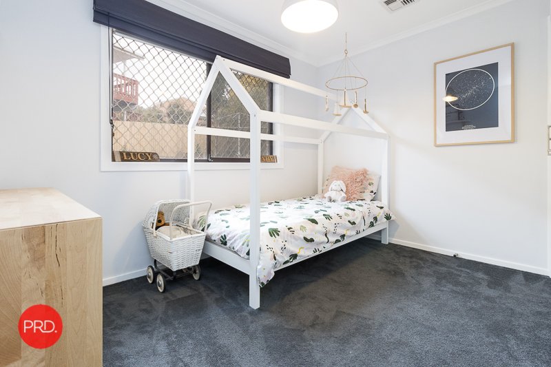 44 Crest Park Parade QUEANBEYAN 13