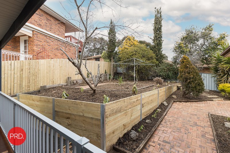 44 Crest Park Parade QUEANBEYAN 19