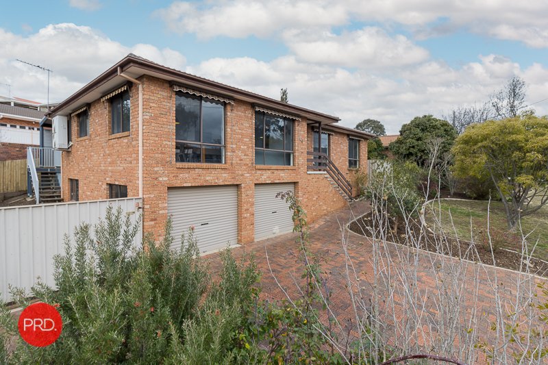44 Crest Park Parade QUEANBEYAN 21