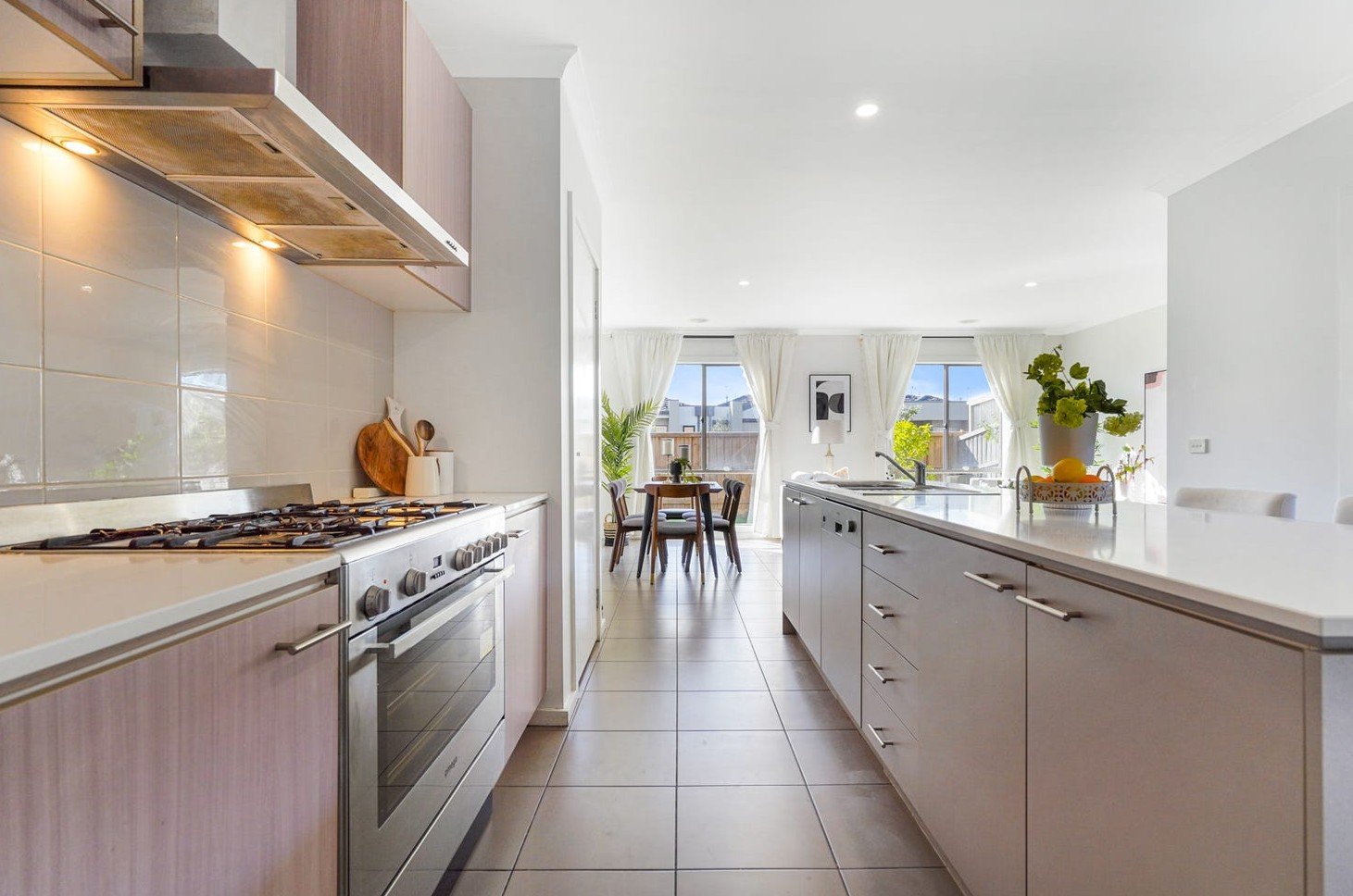 Gallery: 44 Dahlia Crescent