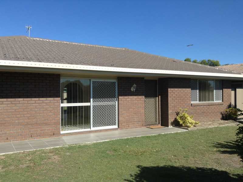 44 Denawen Street PALM BEACH 2