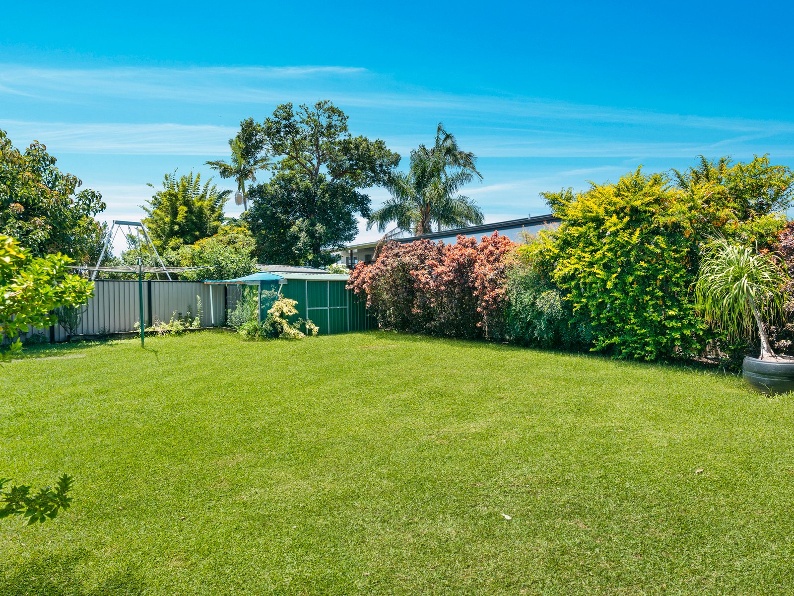 44 Denawen Street PALM BEACH 6