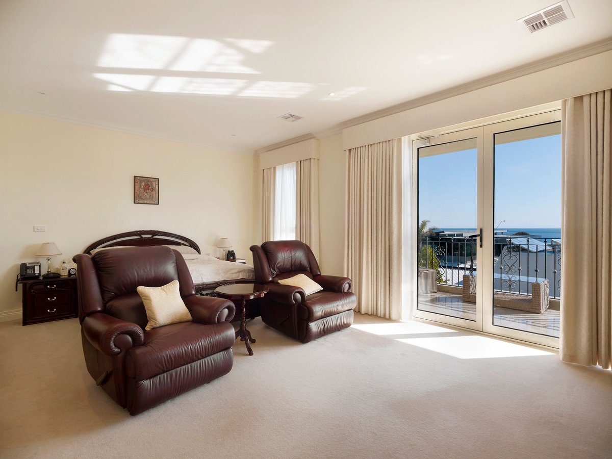 Real Estate and Property in 44 Ebden Avenue, Black Rock, VIC