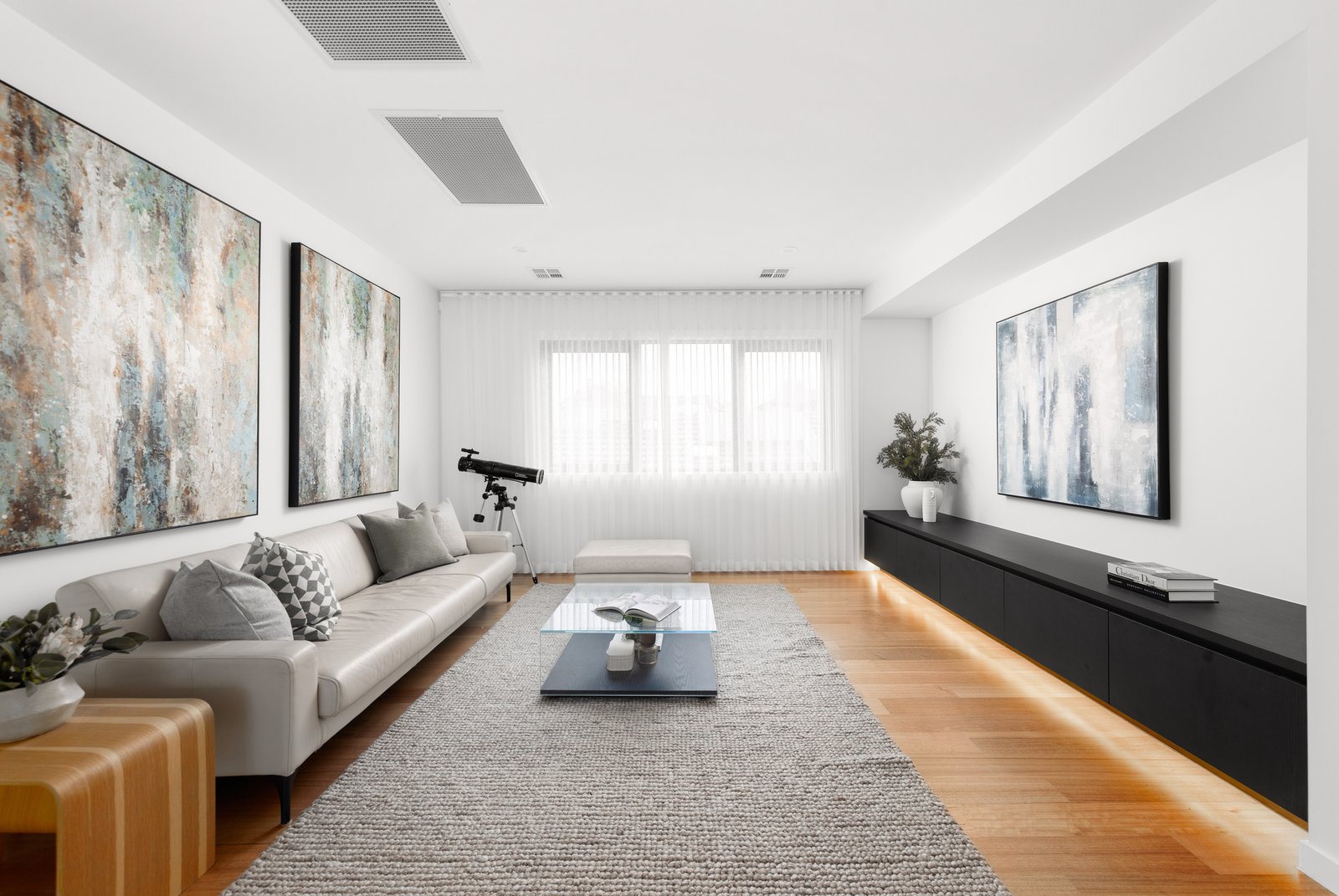 Gallery: 44 Edinburgh Road