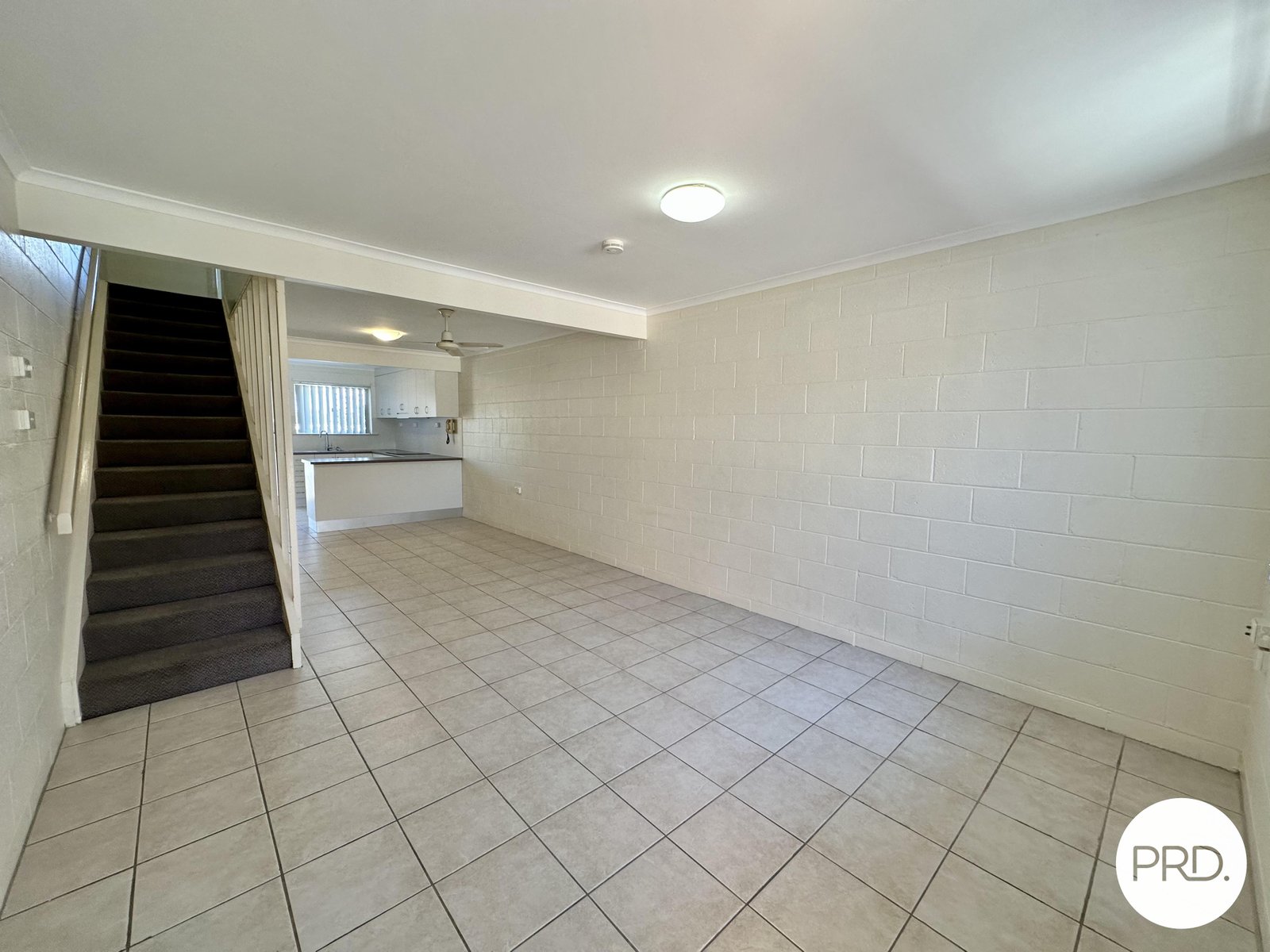 4/4 Elizabeth Street TANNUM SANDS 8
