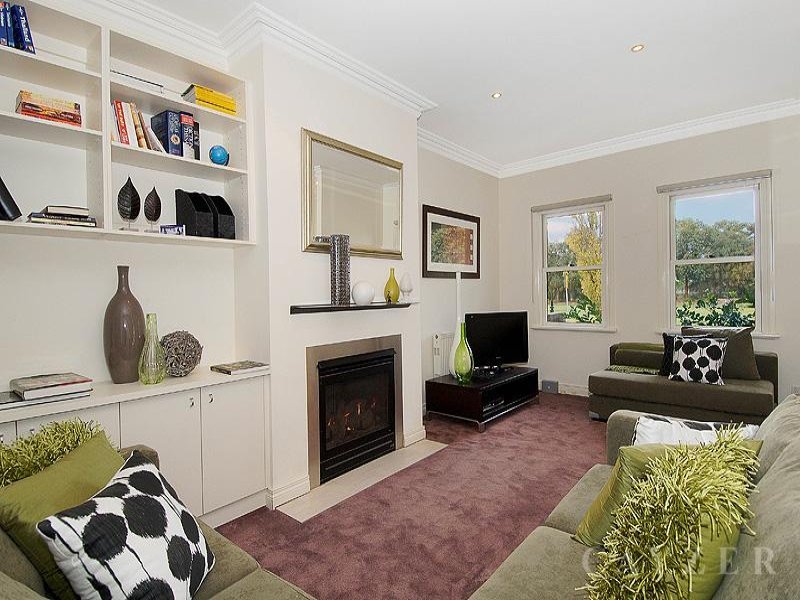 Gallery: 44 Evans Street