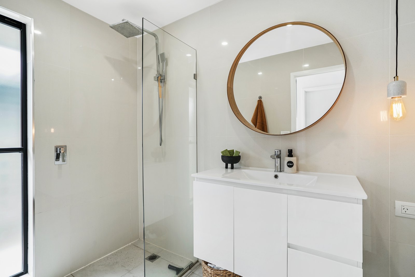 44 Fifteenth Avenue PALM BEACH 17