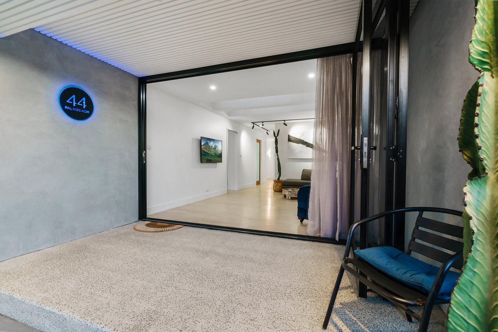 44 Fifteenth Avenue PALM BEACH 19