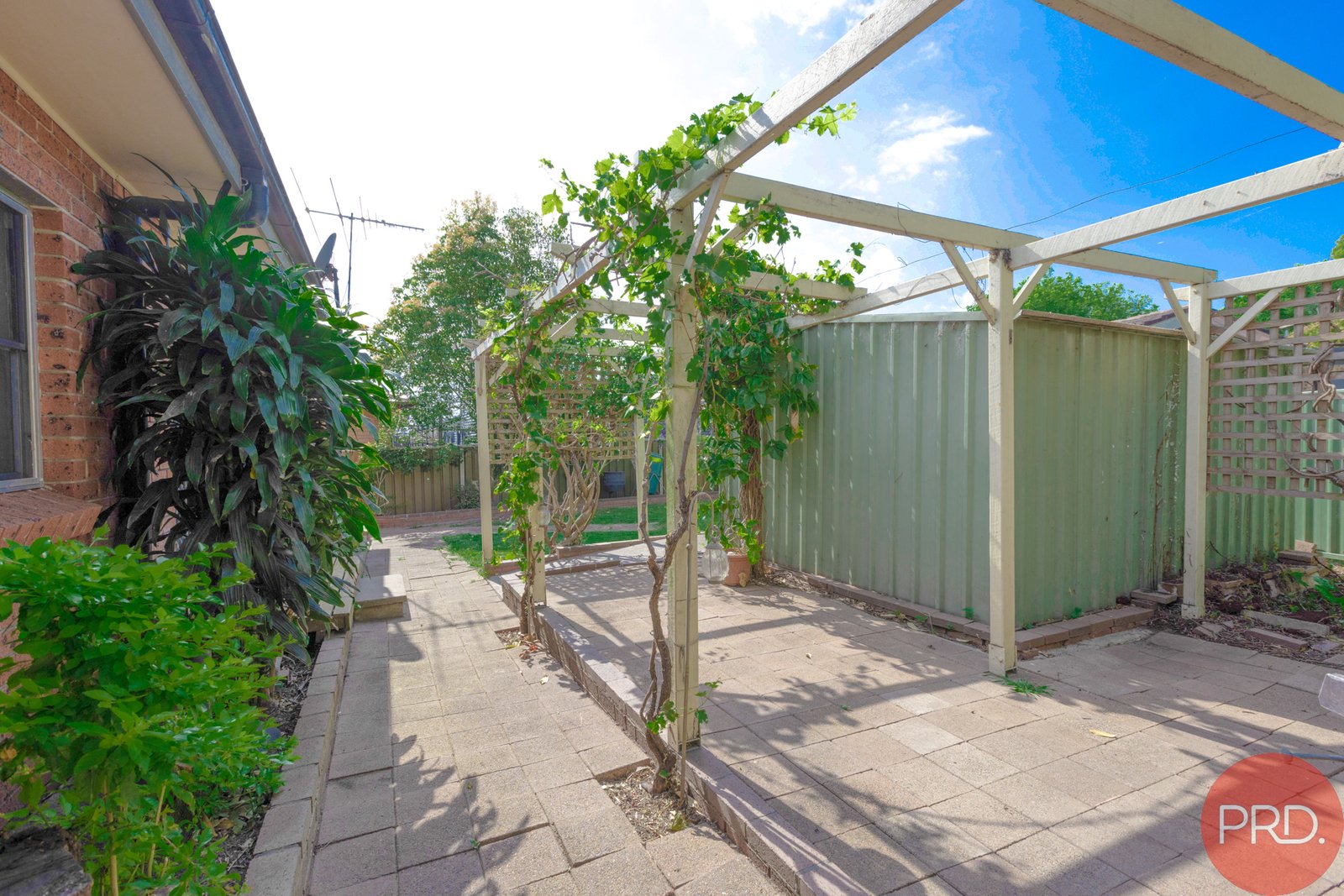 44 Frater Avenue TENAMBIT 14