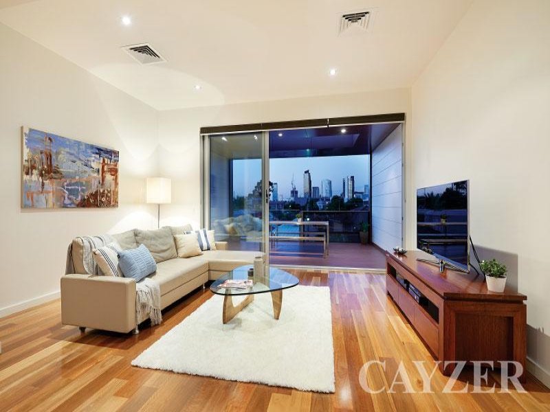 Gallery: 44 Garton Street
