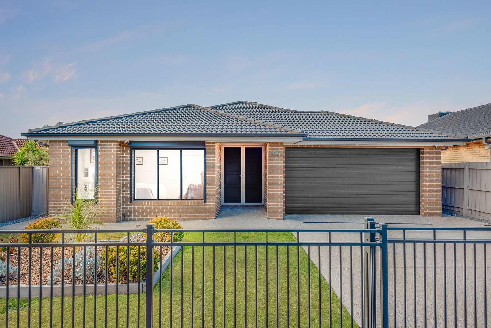 Gallery: 44 Giddings Street