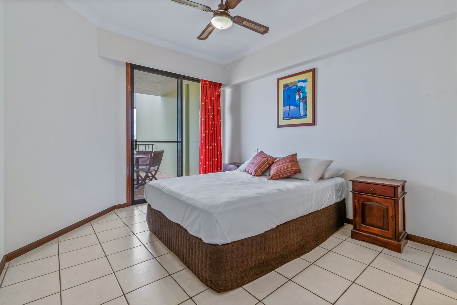 4/4 Golden Orchid Drive AIRLIE BEACH 13